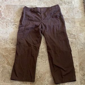 brown cropped cargo pants